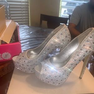 Elegant heels